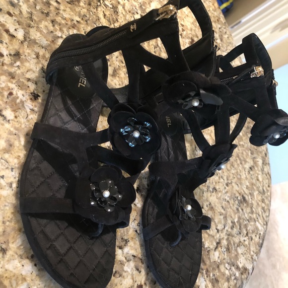 Chanel ankle wrap shoes with pearls and flowers - Picture 2 of 8